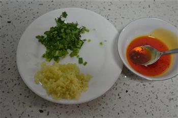 酸汤牛肉水饺的做法步骤6