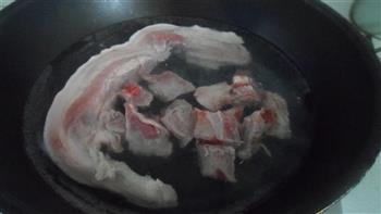 梅干菜扣肉的做法步骤1