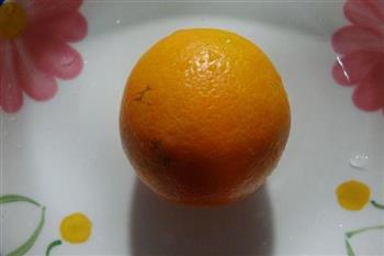 蜂蜜橙汁的做法图解1