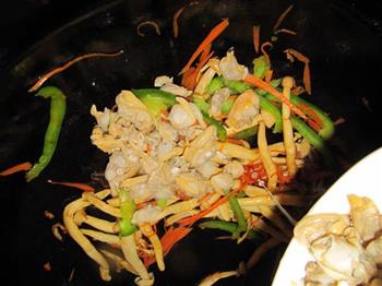 海鲜菇炒蚬子的做法步骤10