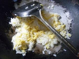 菜脯鸡蛋炒饭的做法步骤5