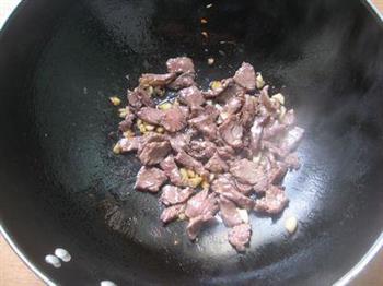 滑蛋牛肉的做法步骤5