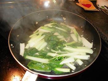 咸肉炒白菜的做法步骤3