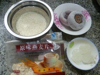 柿饼燕麦片大米粥的做法步骤1