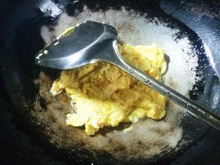梅豆黑木耳炒鸡蛋的做法步骤6