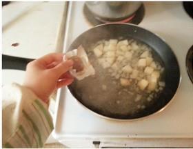 三文鱼奶油土豆汤的做法步骤5