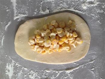 玉米沙拉面包的做法步骤18
