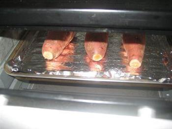 烤红薯的做法步骤4
