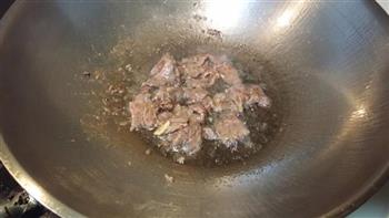 韩国牛肉石锅拌饭的做法步骤2