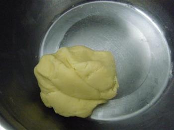 豆沙一口酥的做法步骤6