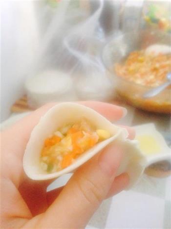 玉米红萝卜水饺的做法步骤4