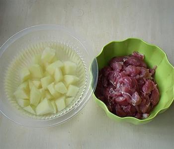 土豆粉蒸肉的做法步骤3