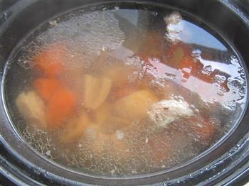排骨莲藕汤的做法图解9