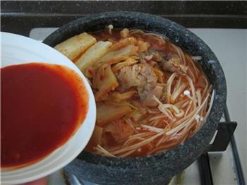 韩式石锅泡菜汤的做法步骤8