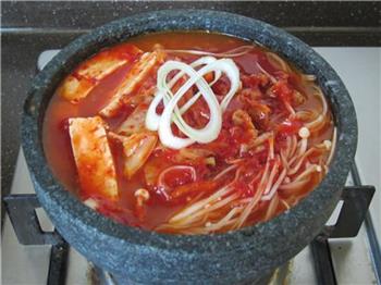 韩式石锅泡菜汤的做法图解9