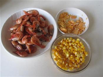 金沙玉米虾的做法步骤5