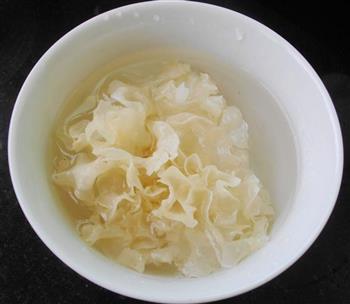 银耳薏米红薯糖水的做法步骤3