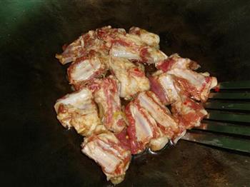 孜然煎烤羊排肉串的做法步骤2