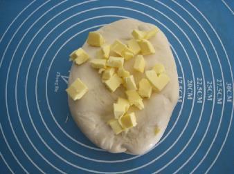 豆沙酥粒面包卷的做法图解6