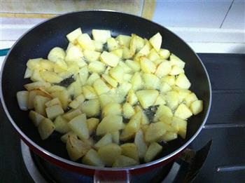香煎土豆蘑菇的做法步骤4