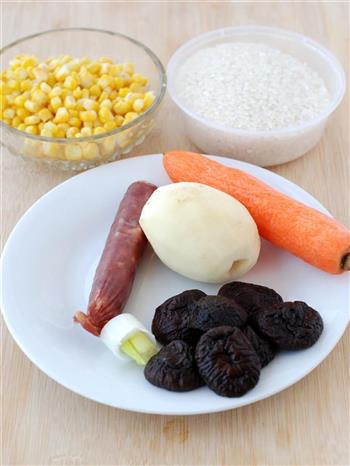 腊肠杂蔬焖饭的做法图解1