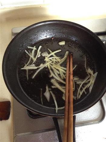 辣白菜炒五花肉的做法步骤4