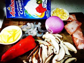 酥皮奶油蘑菇汤的做法步骤1