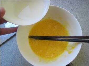 日式蛋包饭的做法步骤6