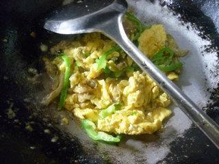 榨菜青椒炒鸡蛋的做法图解7