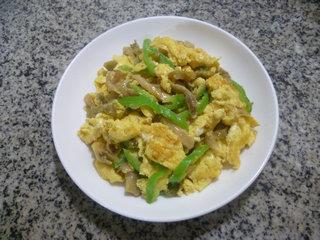 榨菜青椒炒鸡蛋的做法步骤8