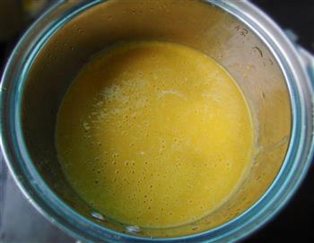 椰奶鲜虾南瓜汤的做法步骤6