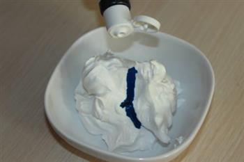 奶油纸杯蛋糕的做法步骤13