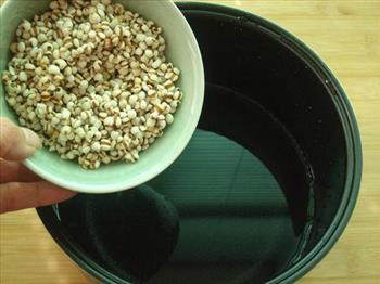 薏米绿豆汤的做法步骤3