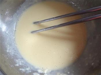香蕉蛋奶卷饼的做法步骤2