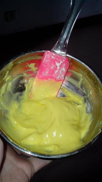 奶香蛋黄饼干的做法步骤7