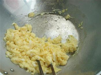 西葫芦炒鸡蛋的做法图解3