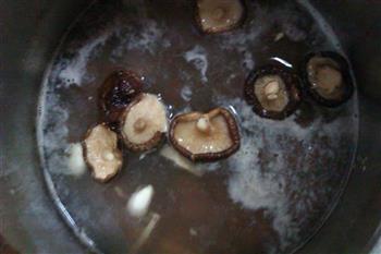香菇豆腐牛肉汤的做法步骤5