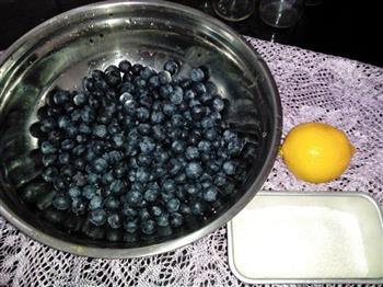 蓝莓果酱的做法步骤1
