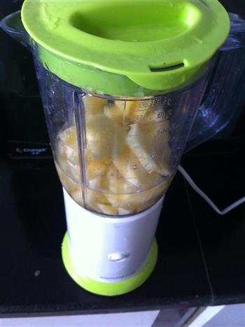 鲜榨菠萝汁的做法步骤5
