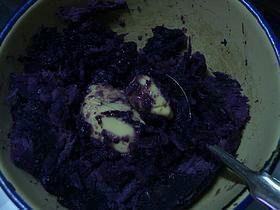 酸奶紫薯椰蓉面包的做法步骤7