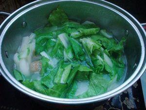 肉丸青菜萝卜汤的做法步骤5