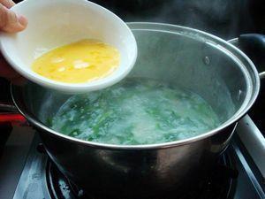 蛋花菠菜粥的做法步骤8