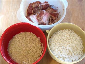 糯米小米蒸排骨的做法步骤1
