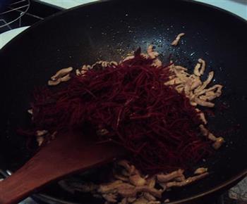 紫菜头炒肉丝的做法步骤6