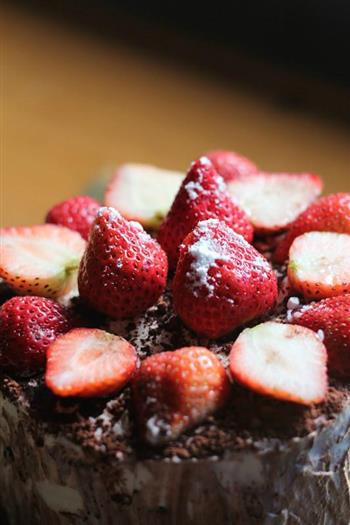 草莓可可蛋糕的做法步骤17