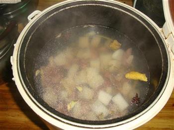 萝卜牛腩汤的做法步骤3