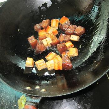 东坡肉配豆腐丁的做法步骤5