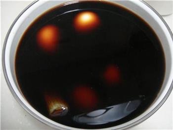 溏心的卤汁茶叶蛋的做法步骤12