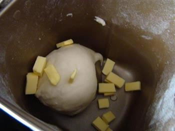 鸡蛋奶香辫子面包的做法步骤1