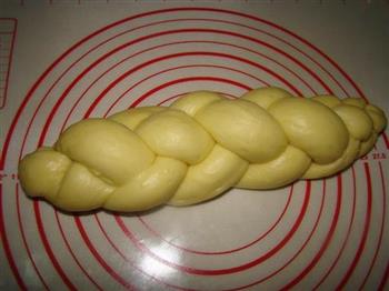 鸡蛋奶香辫子面包的做法图解12